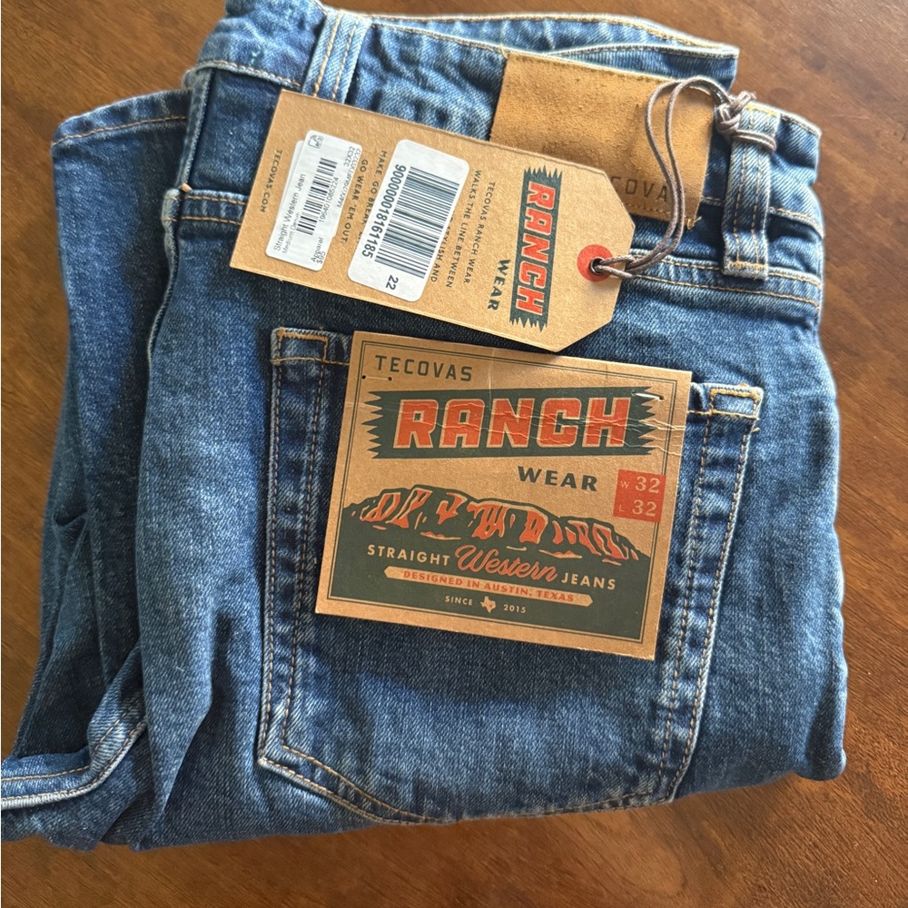 BNWT Tecovas Men’s Straight Western Jean 
Medium denim 32x32